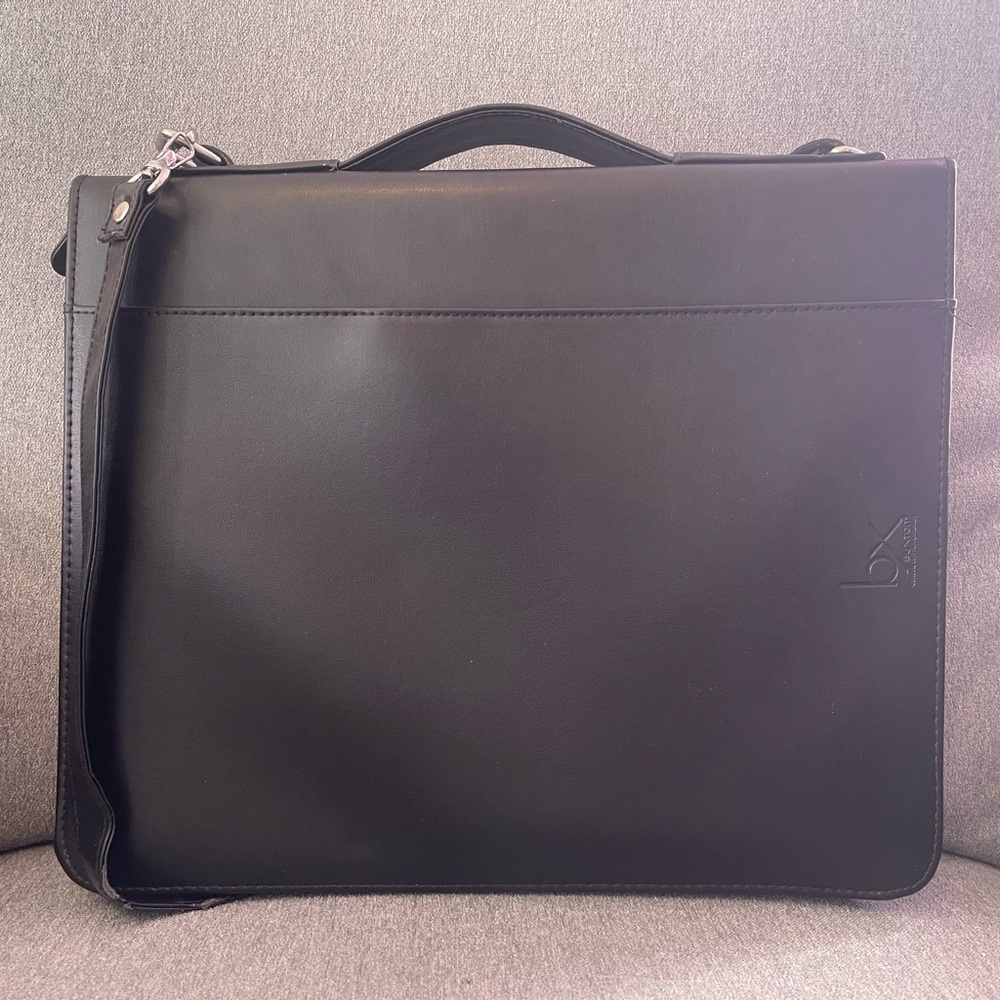 Buxton Womens Crossbody Work Briefcase Bag